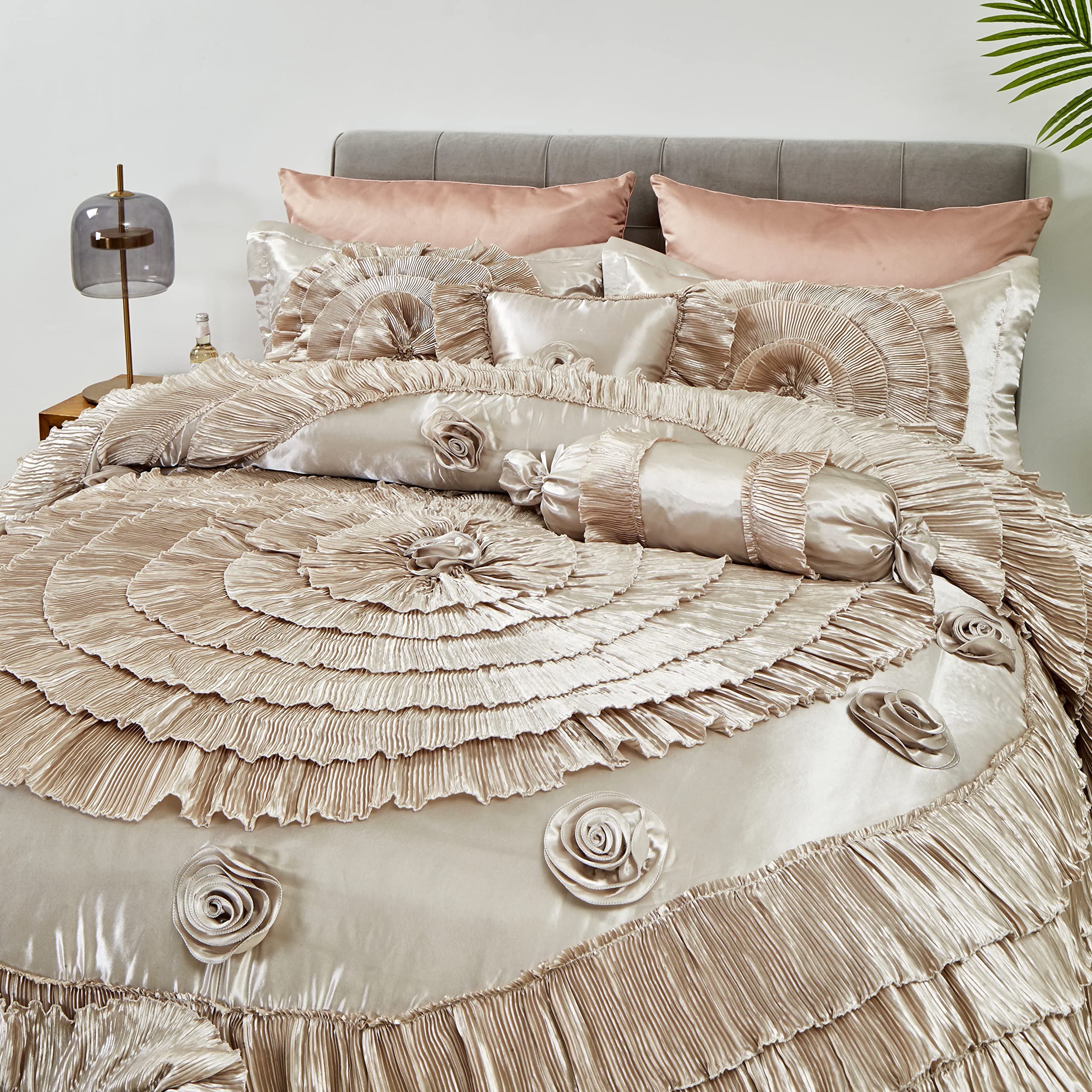 Floral Luxurious Comforter Set