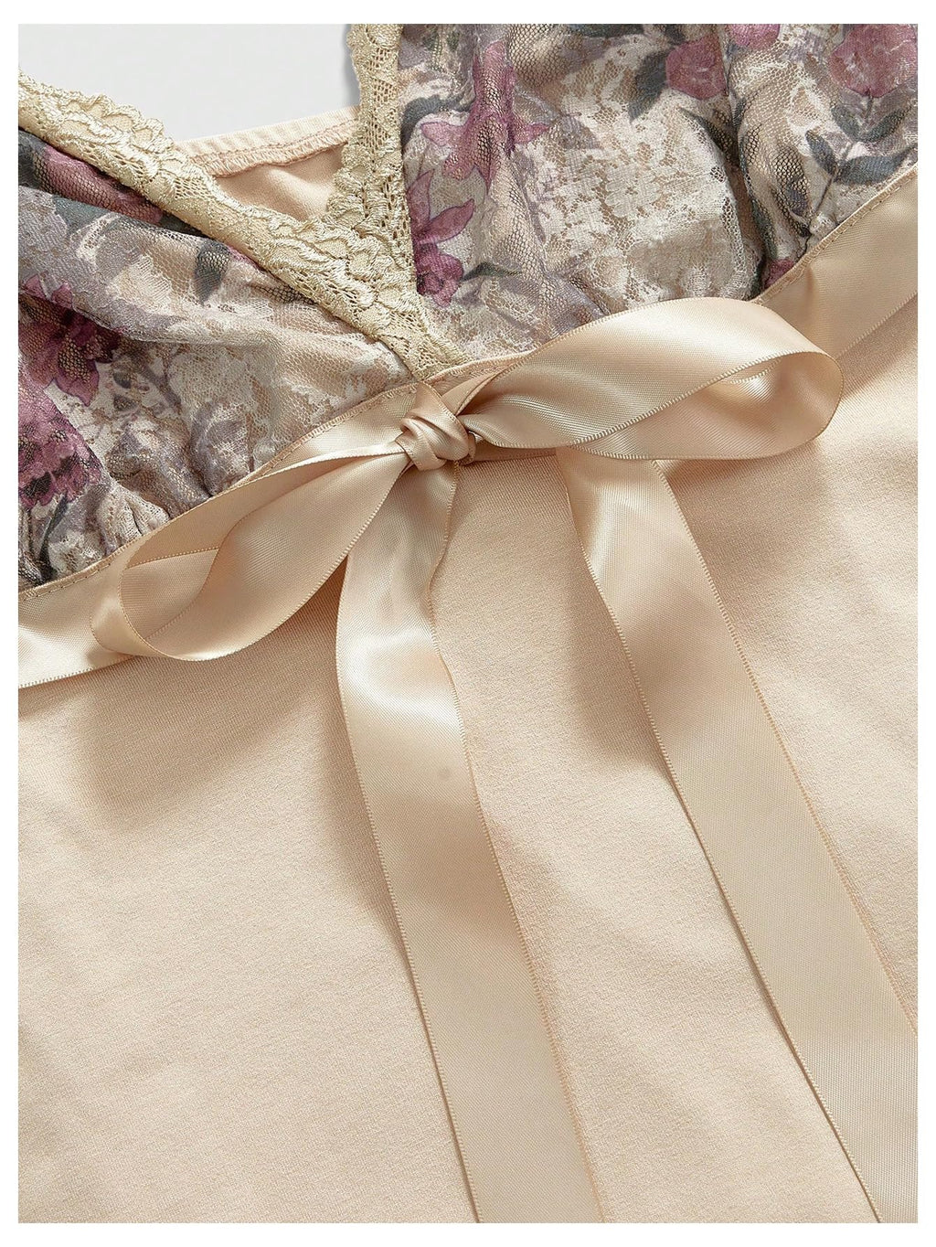 Women's Coquette Tank Tops Y2K Lace Trim Crop Top Bowknot Deep V Neck Sleeveless Camisole Blouse