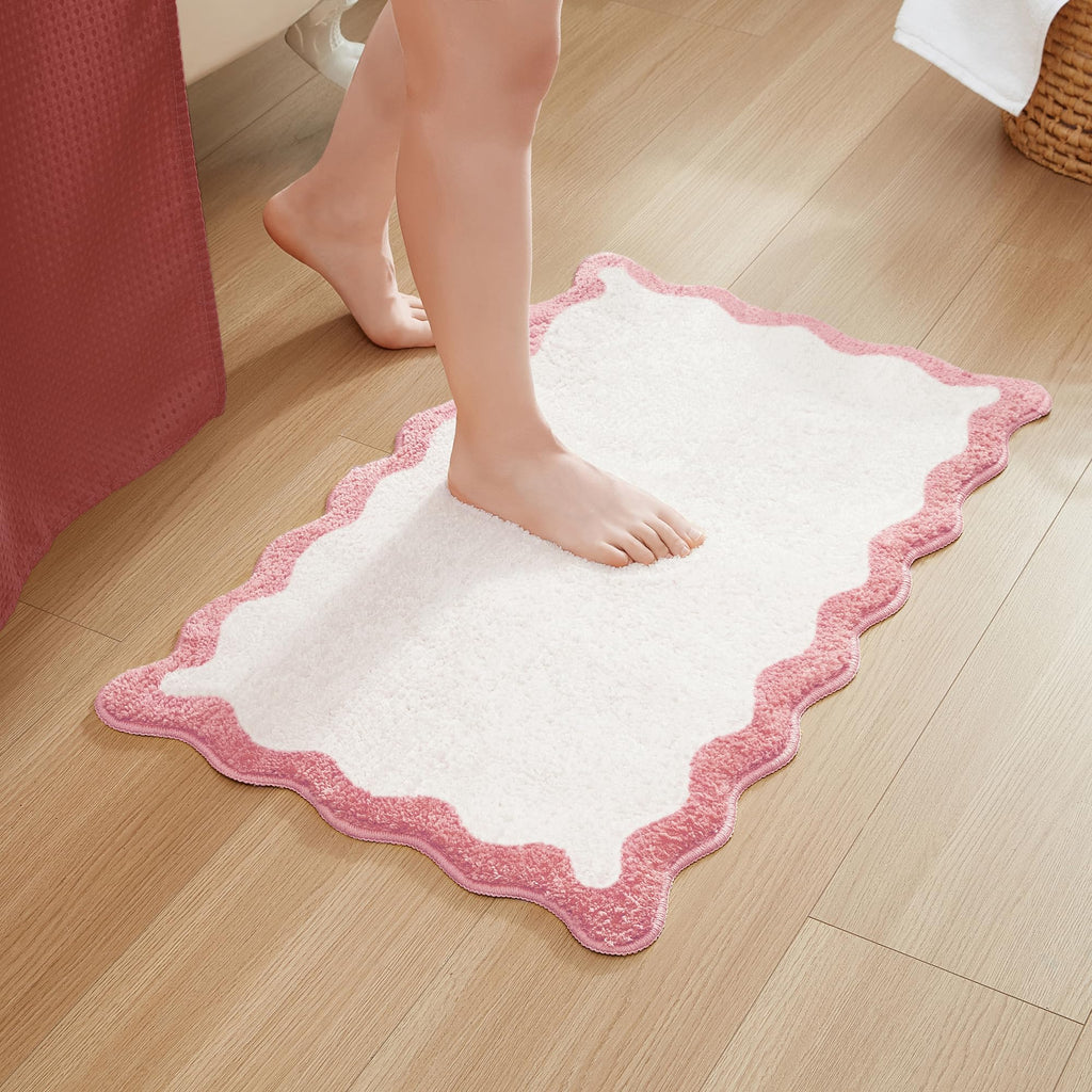 Wavy Bath Mat with Scalloped Ripple Design, Microfiber Absorbent Non Slip Tufted Rug