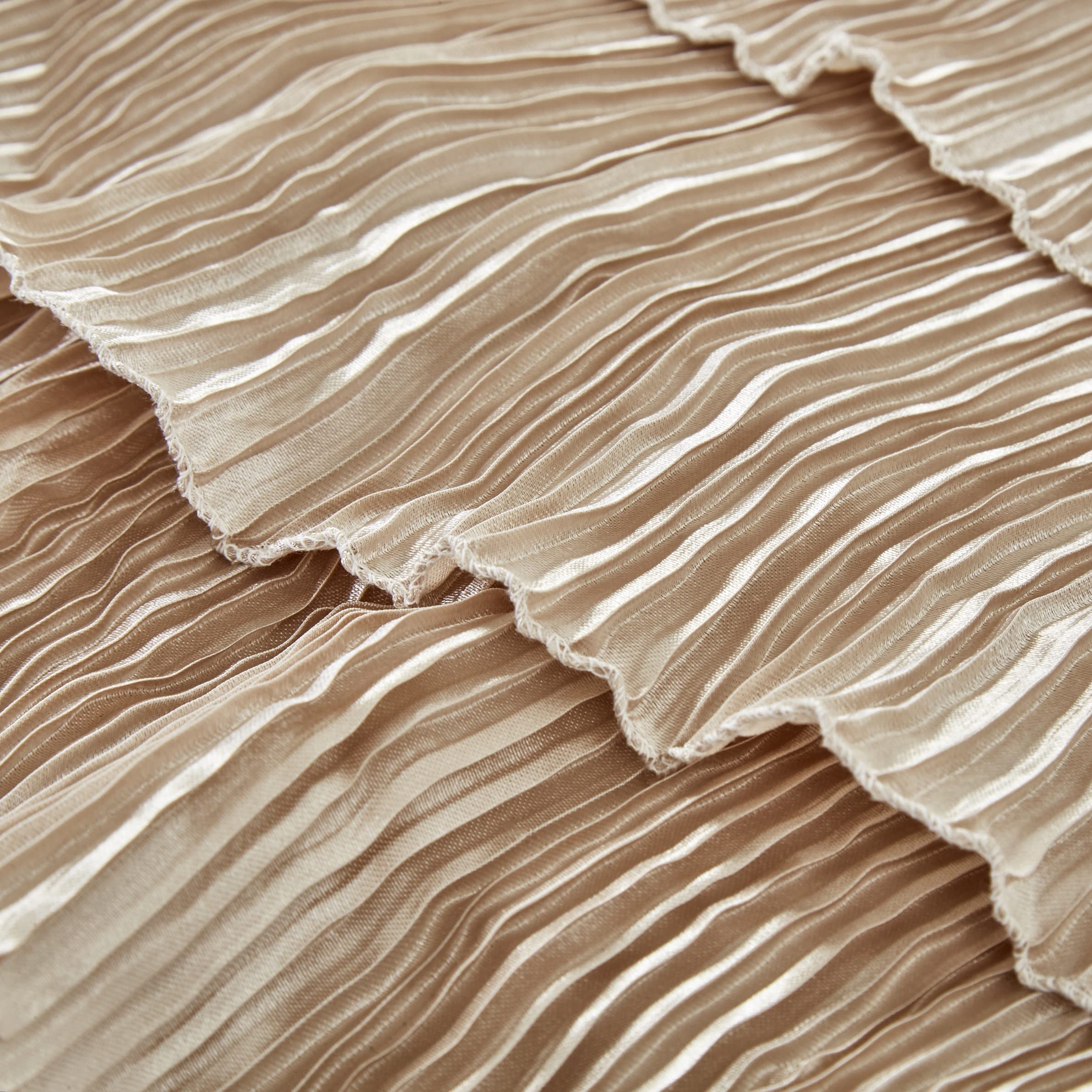 Floral Luxurious Comforter Set