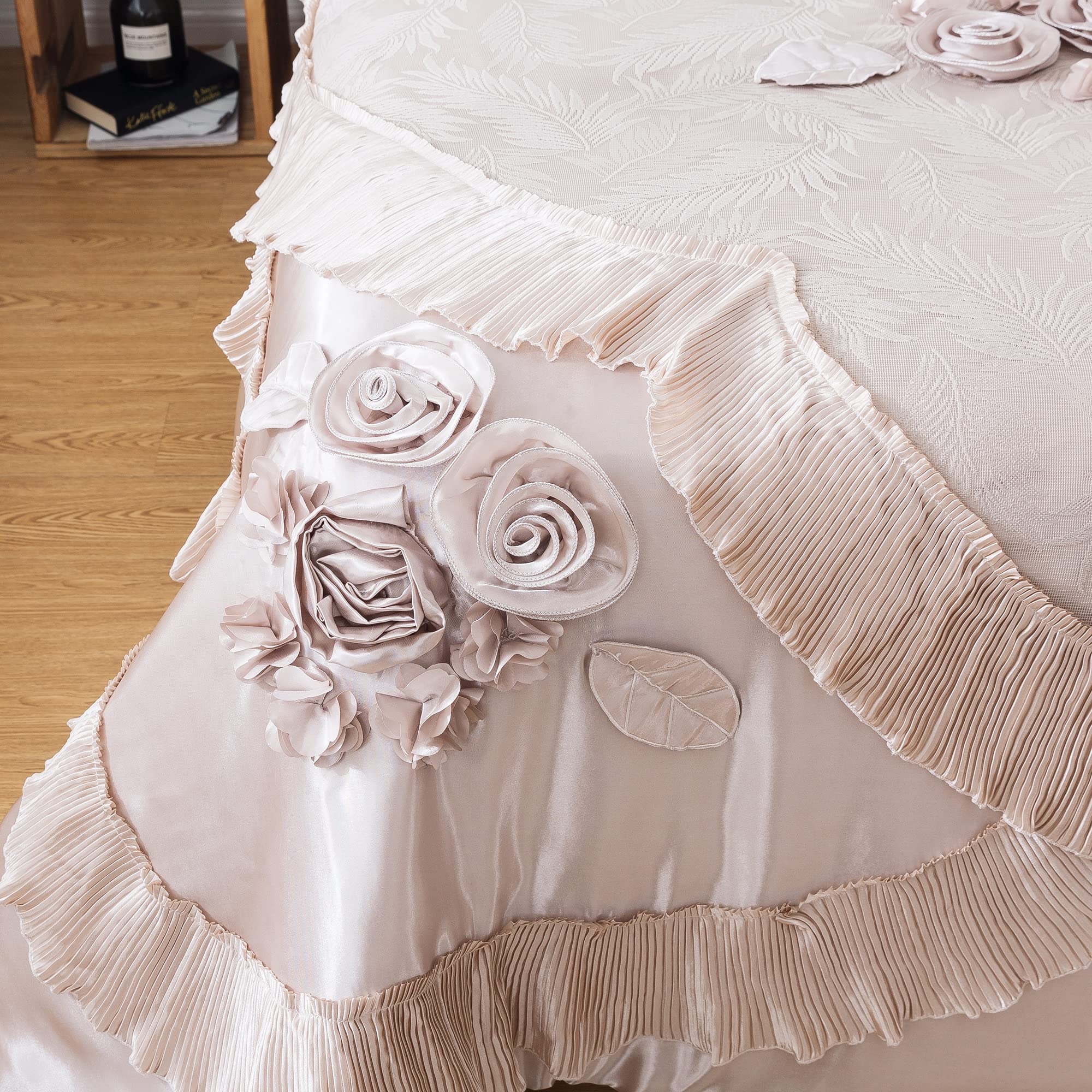 Floral Luxurious Comforter Set