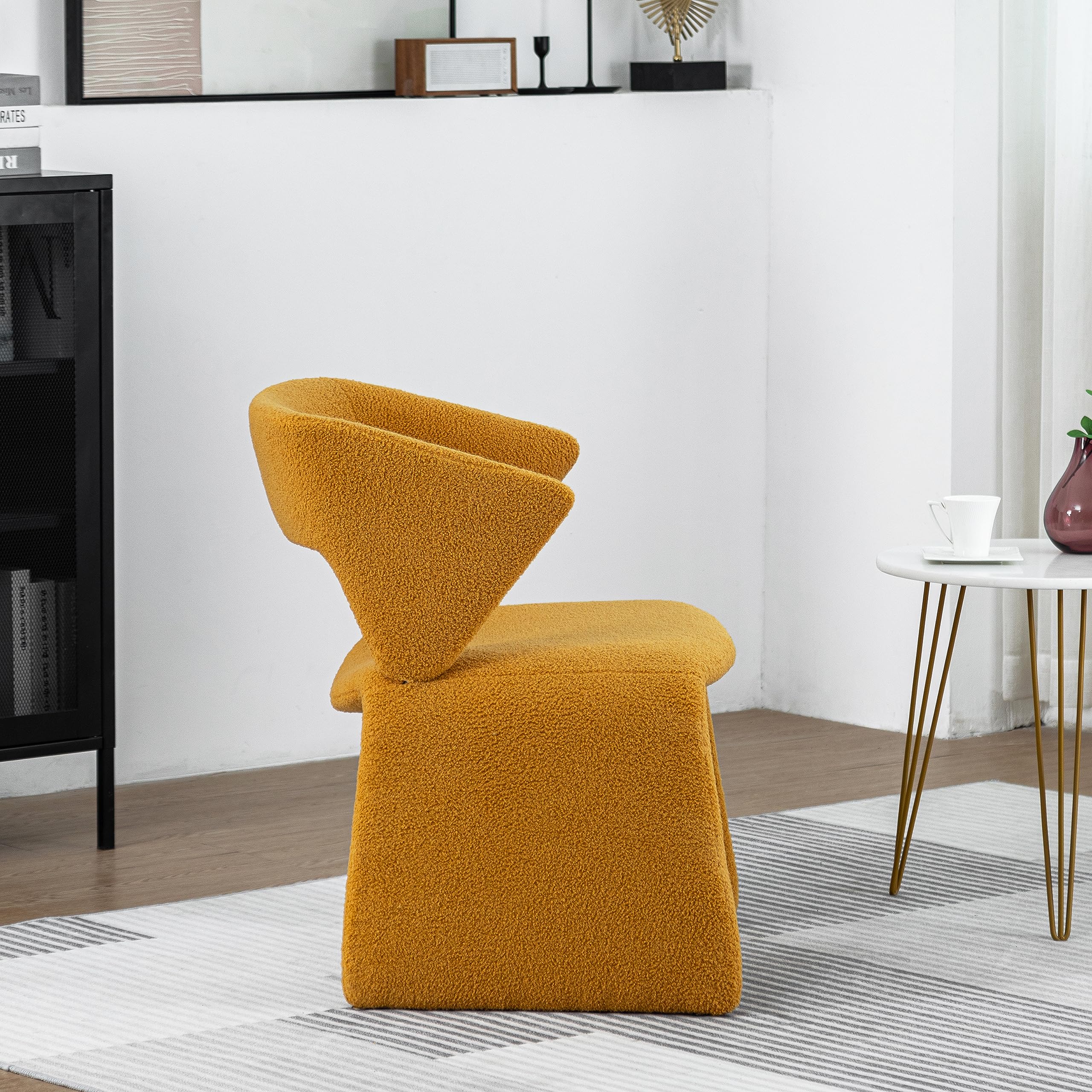 Modern Bouclé Sherpa Accent Chair â€?Comfy Tufted Lamb Fabric Armed Leisure Chair for Reading, Bedroom, Office, and Living Room