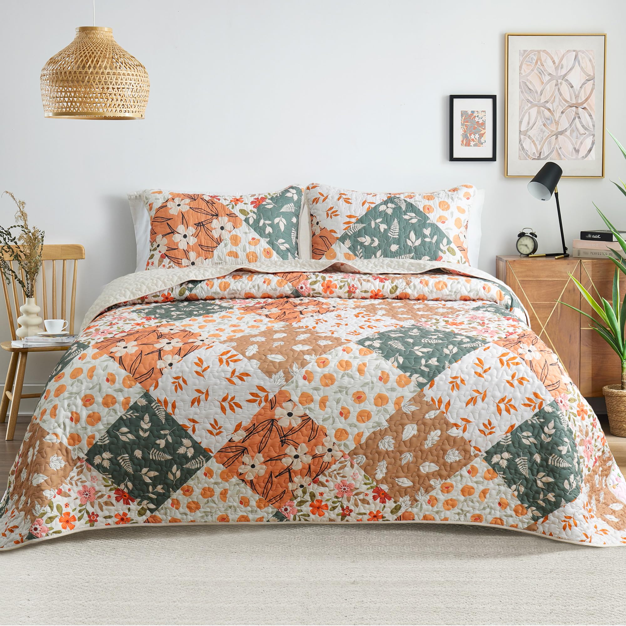 Reversible Patchwork Quilts Full Size, Lightweight Boho Printed Bedspreads Coverlets Quilt Bedding Set with 2 Pillow Shams