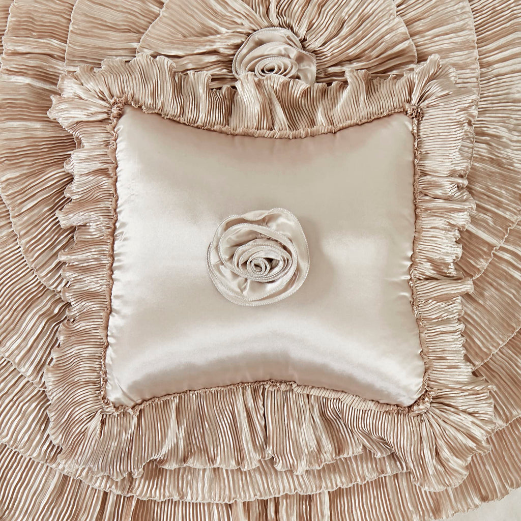 Floral Luxurious Comforter Set