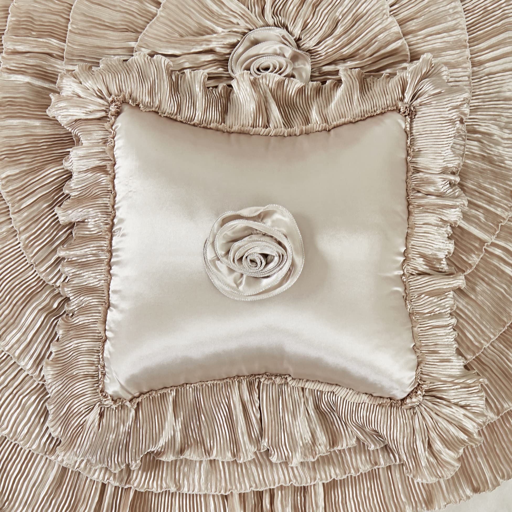 Floral Luxurious Comforter Set