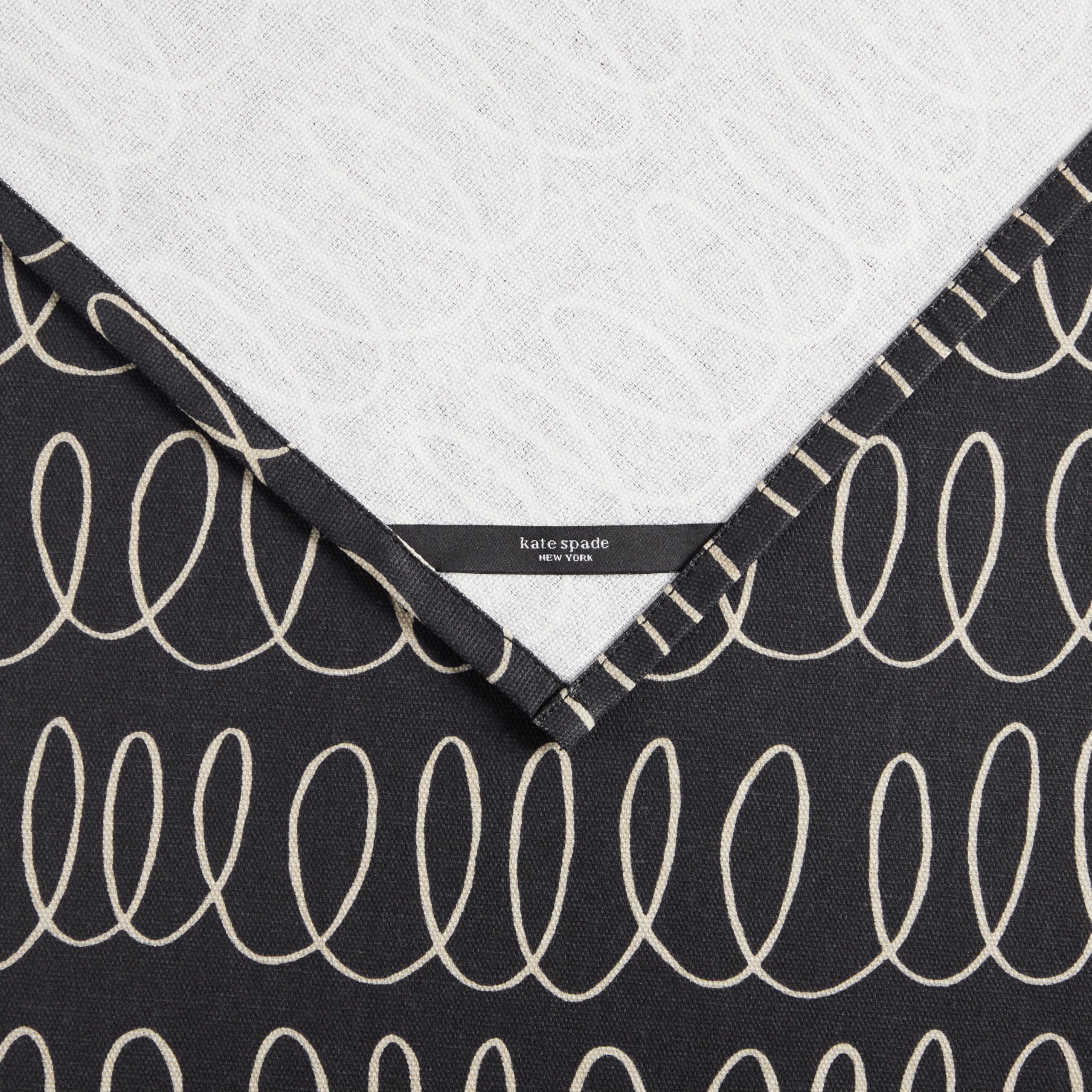 Kate Spade New York in The Loop Cloth Napkins