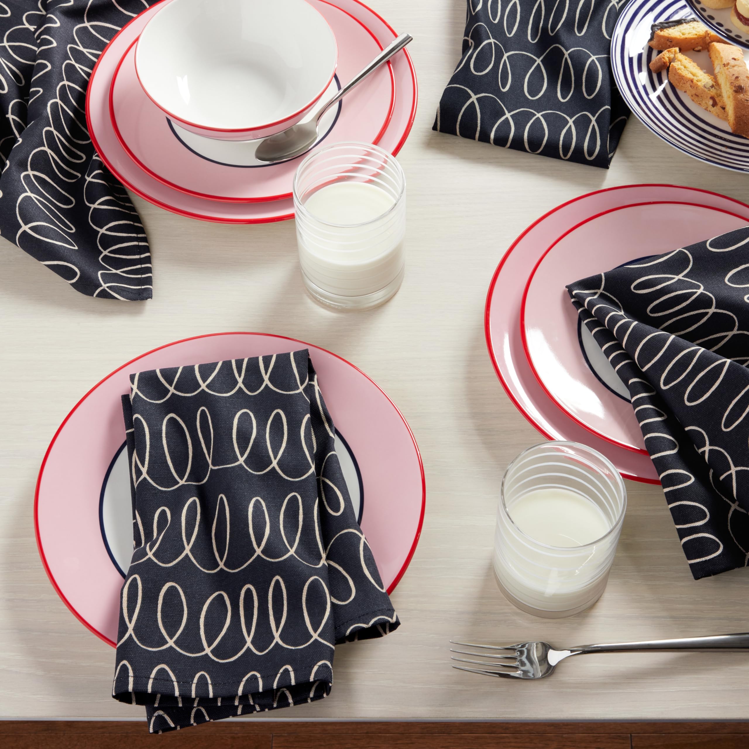 Kate Spade New York in The Loop Cloth Napkins