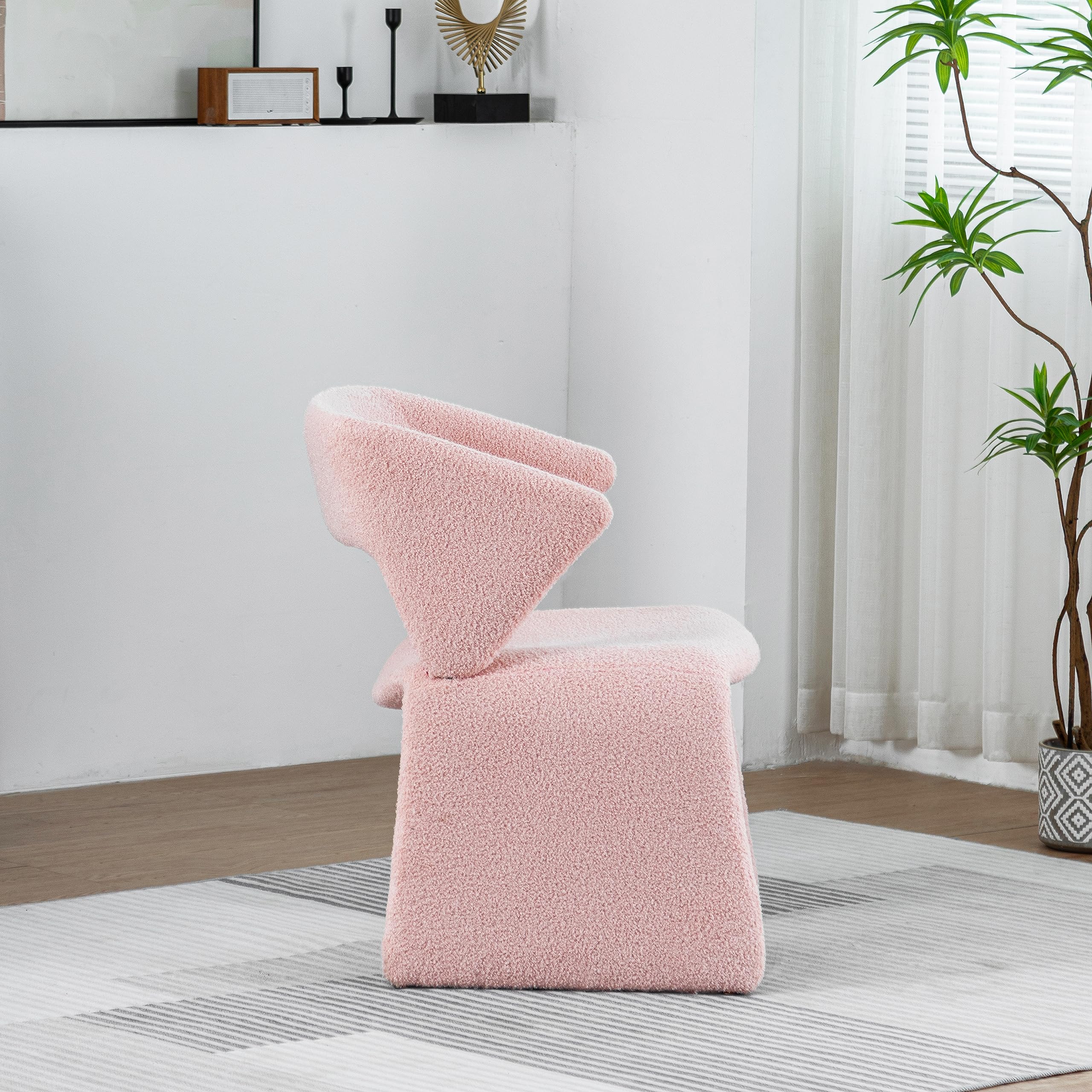 Modern Bouclé Sherpa Accent Chair â€?Comfy Tufted Lamb Fabric Armed Leisure Chair for Reading, Bedroom, Office, and Living Room
