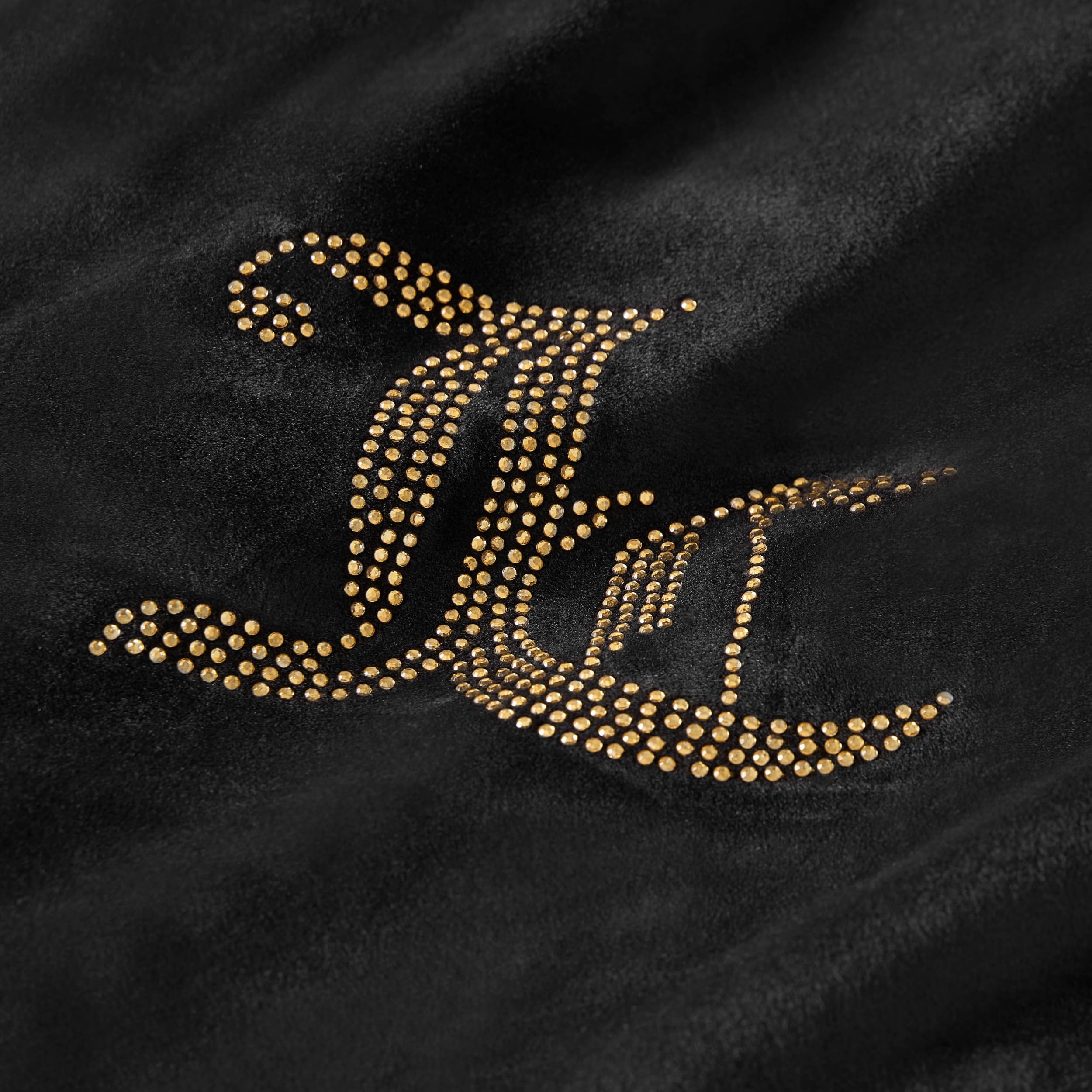 Juicy Couture Solid Velour 3-Piece King Comforter Set â€?Luxurious Bedding Ensemble