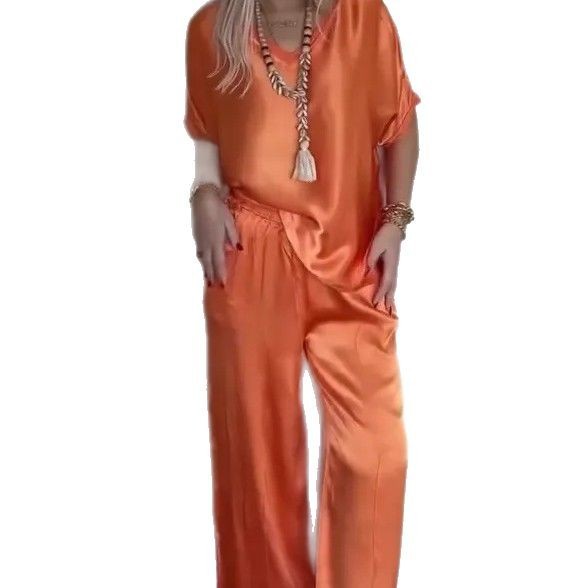 Women's Comfortable V-neck Satin Short-sleeved Two-piece Suit