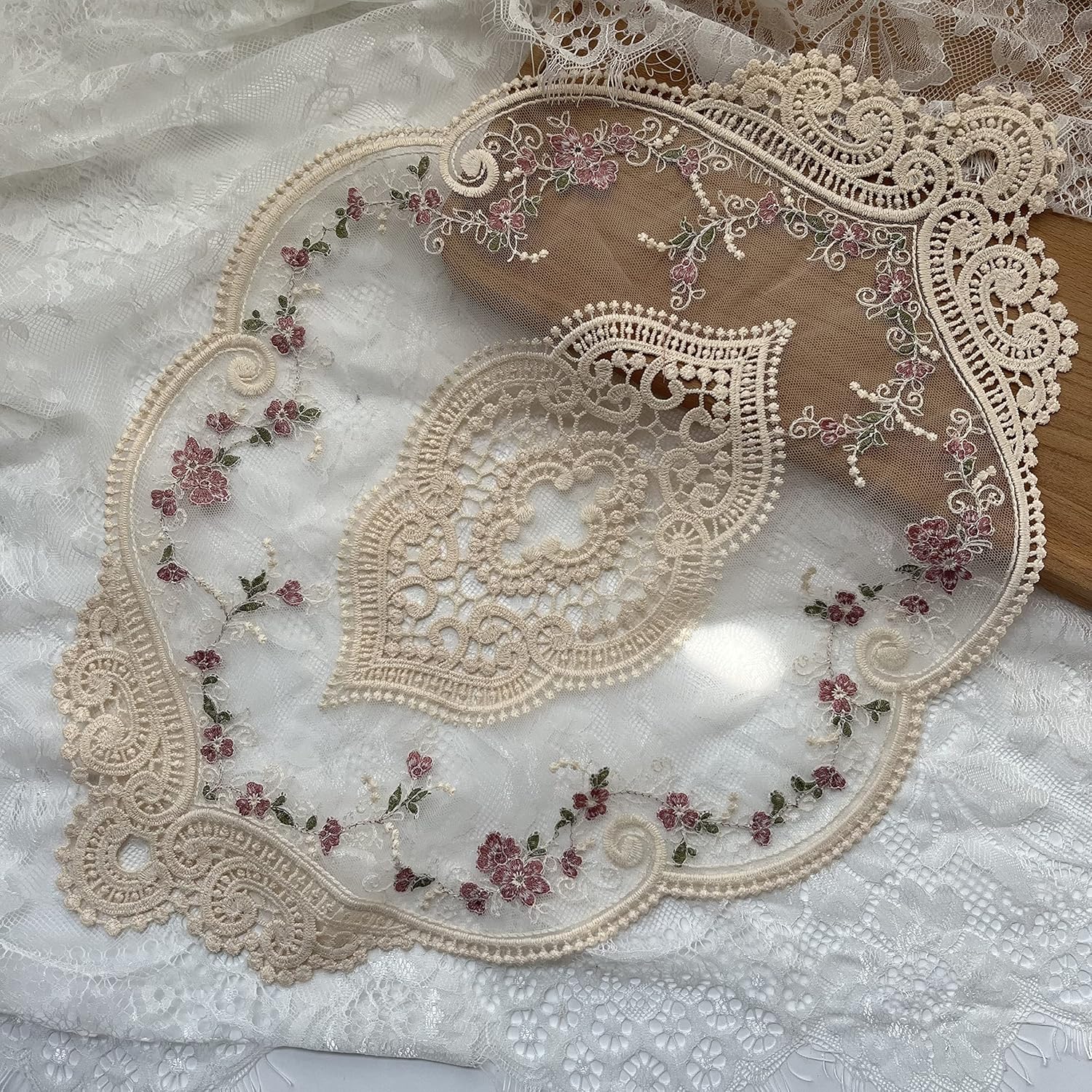 Vintage Beige Oval Lace Table Placemats, Exquisite Flower Embroidered Doilies Vase Mat, 12 X 18 Inch