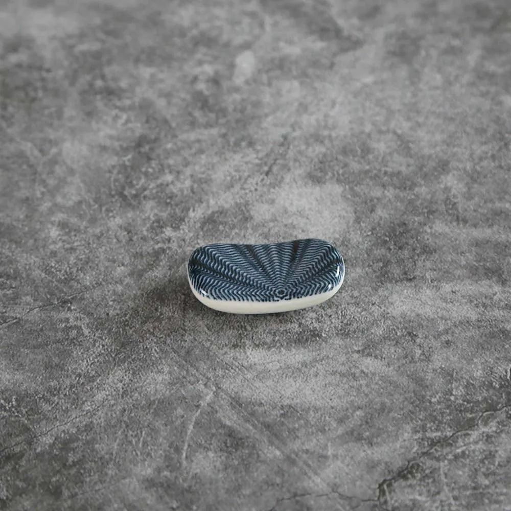 Square Ceramic Chopsticks Holder Japanese Kitchen Chopsticks Pillow Chopstick Rest Cute Kitchen Tableware 1pc