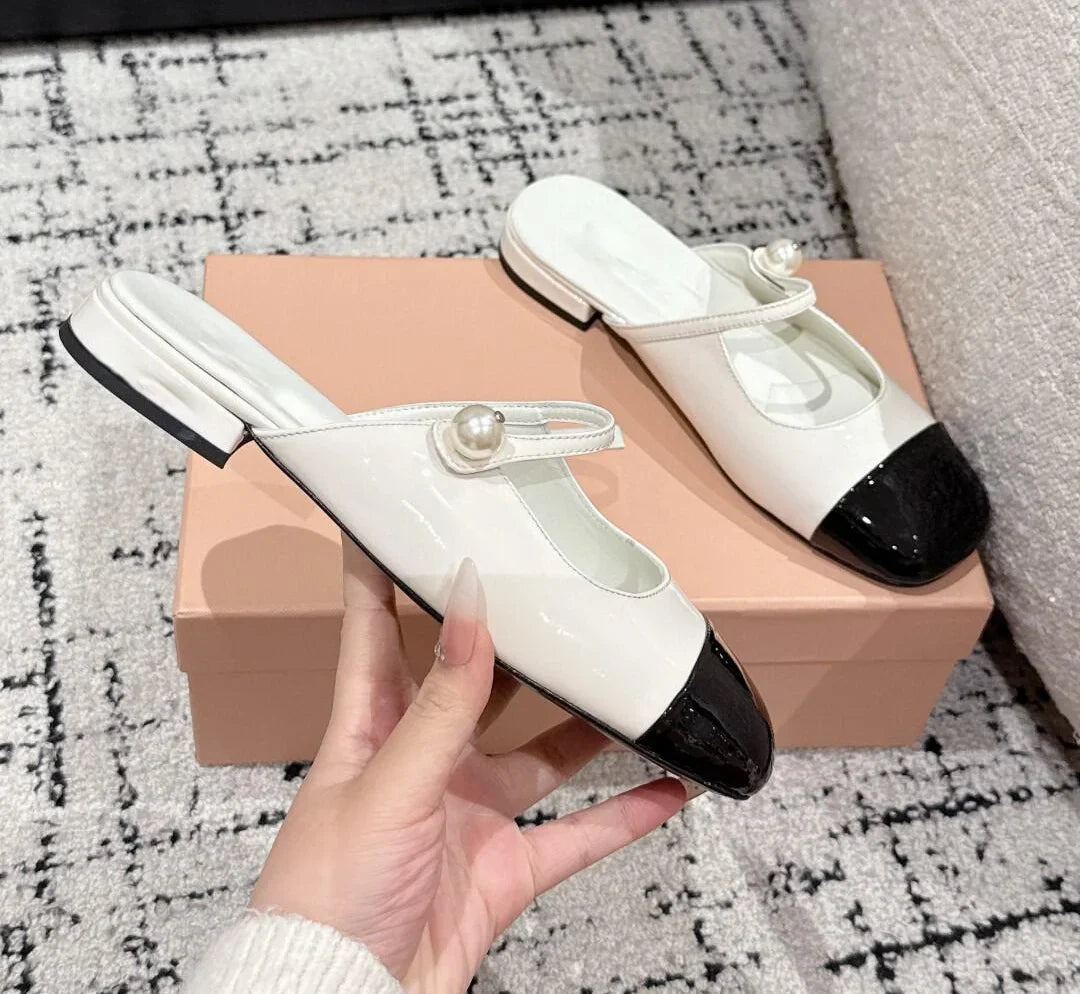 Luxury Women's PU Shoes New Fashionable Versatile Design Open Closure Type Lady Style Collection