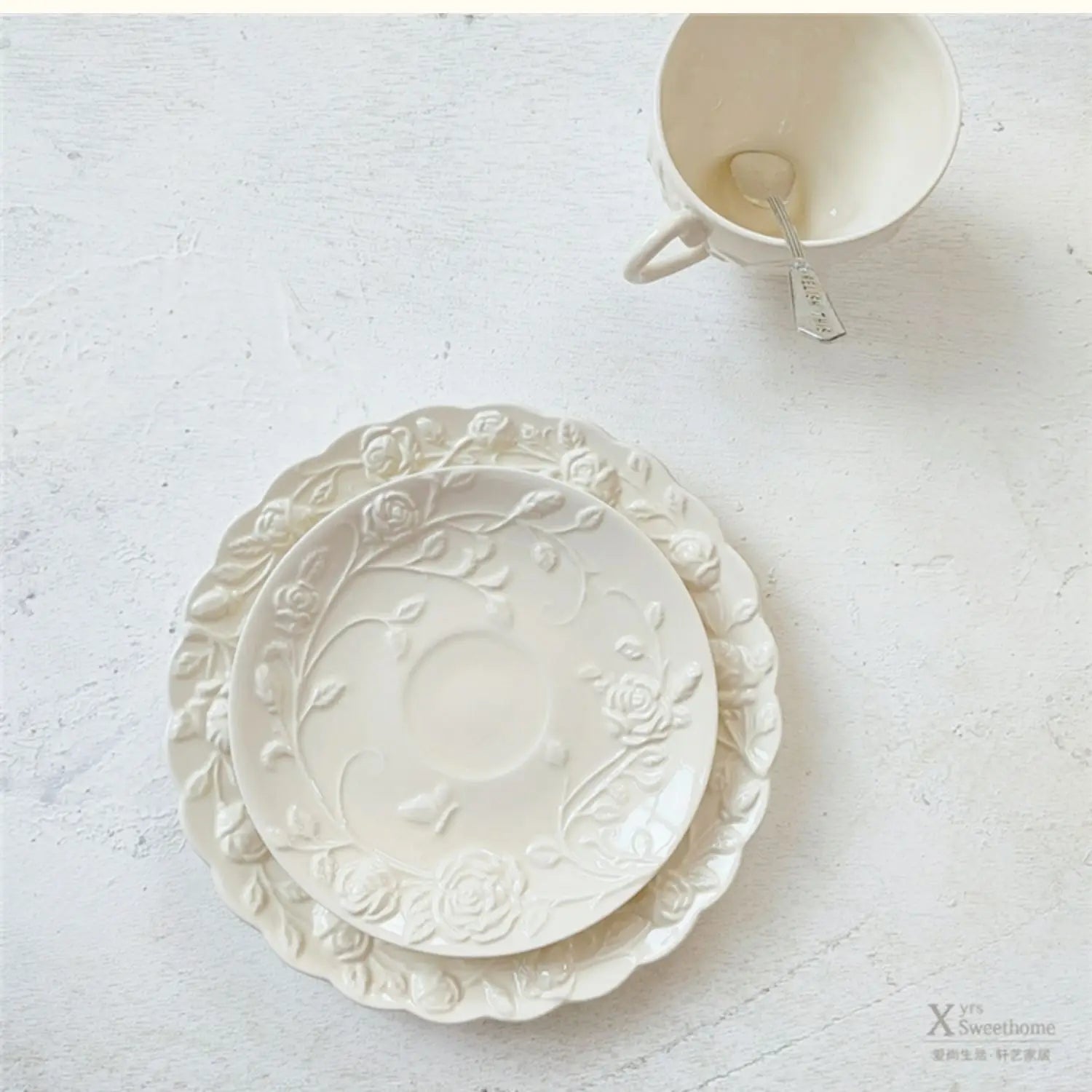 Three-Dimensional Rose Light Yellow Cup and Plate Set