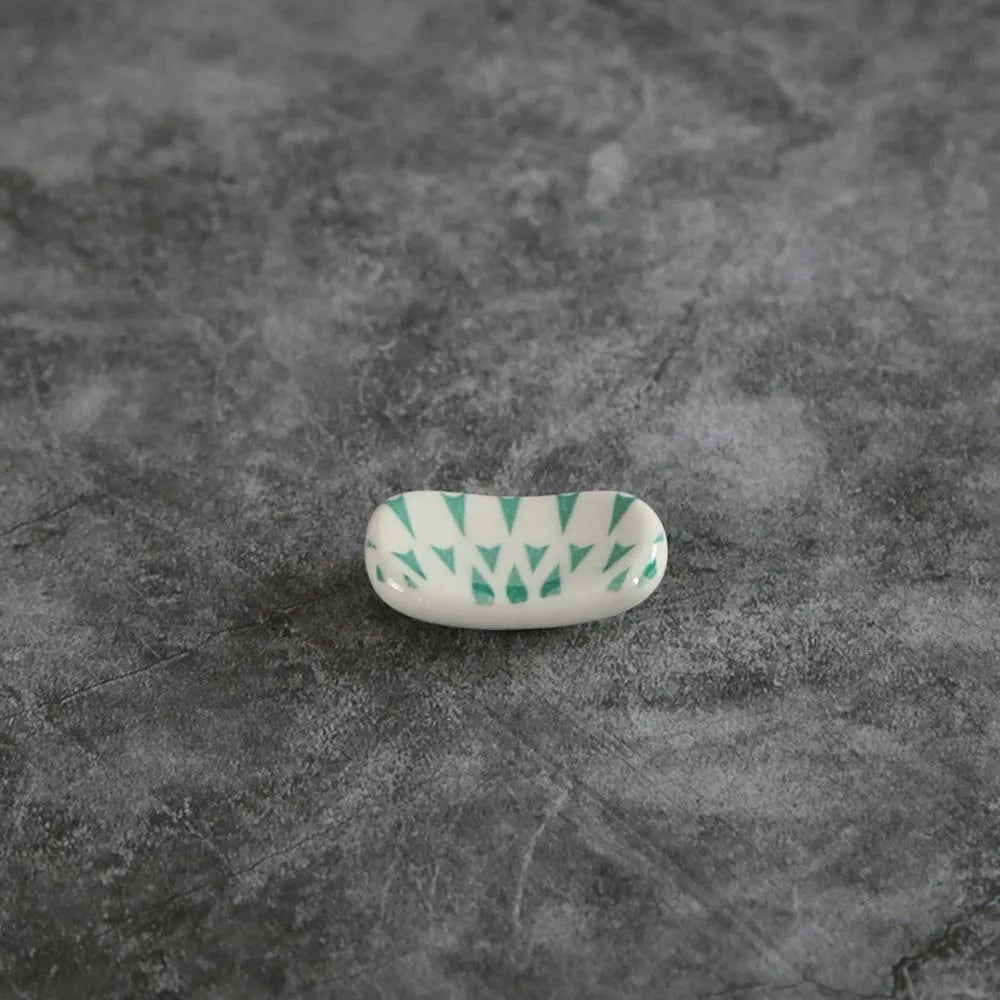 Square Ceramic Chopsticks Holder Japanese Kitchen Chopsticks Pillow Chopstick Rest Cute Kitchen Tableware 1pc