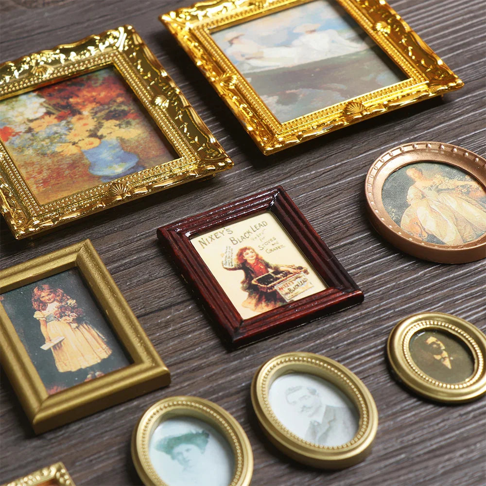Mini Resin Wall Picture Vintage Framed Photos Miniature Oil Painting Accessories