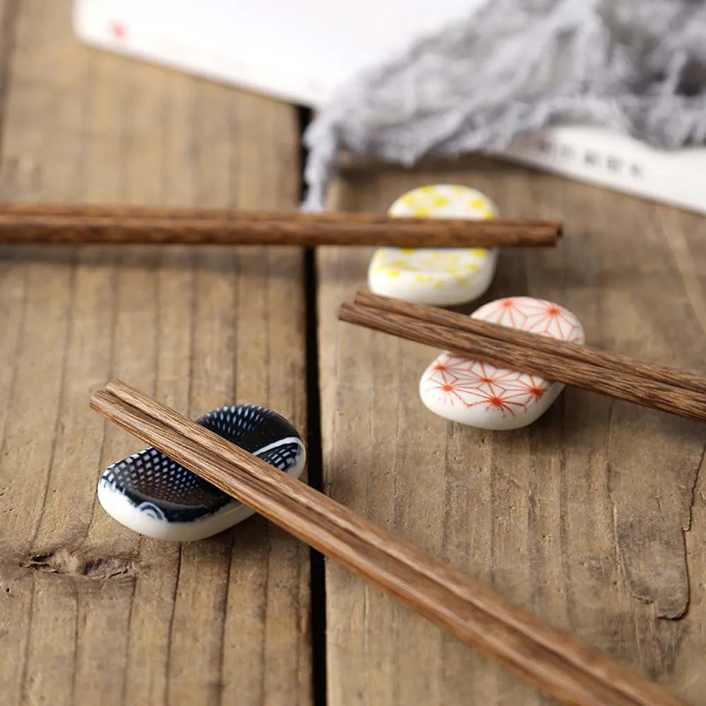 Square Ceramic Chopsticks Holder Japanese Kitchen Chopsticks Pillow Chopstick Rest Cute Kitchen Tableware 1pc