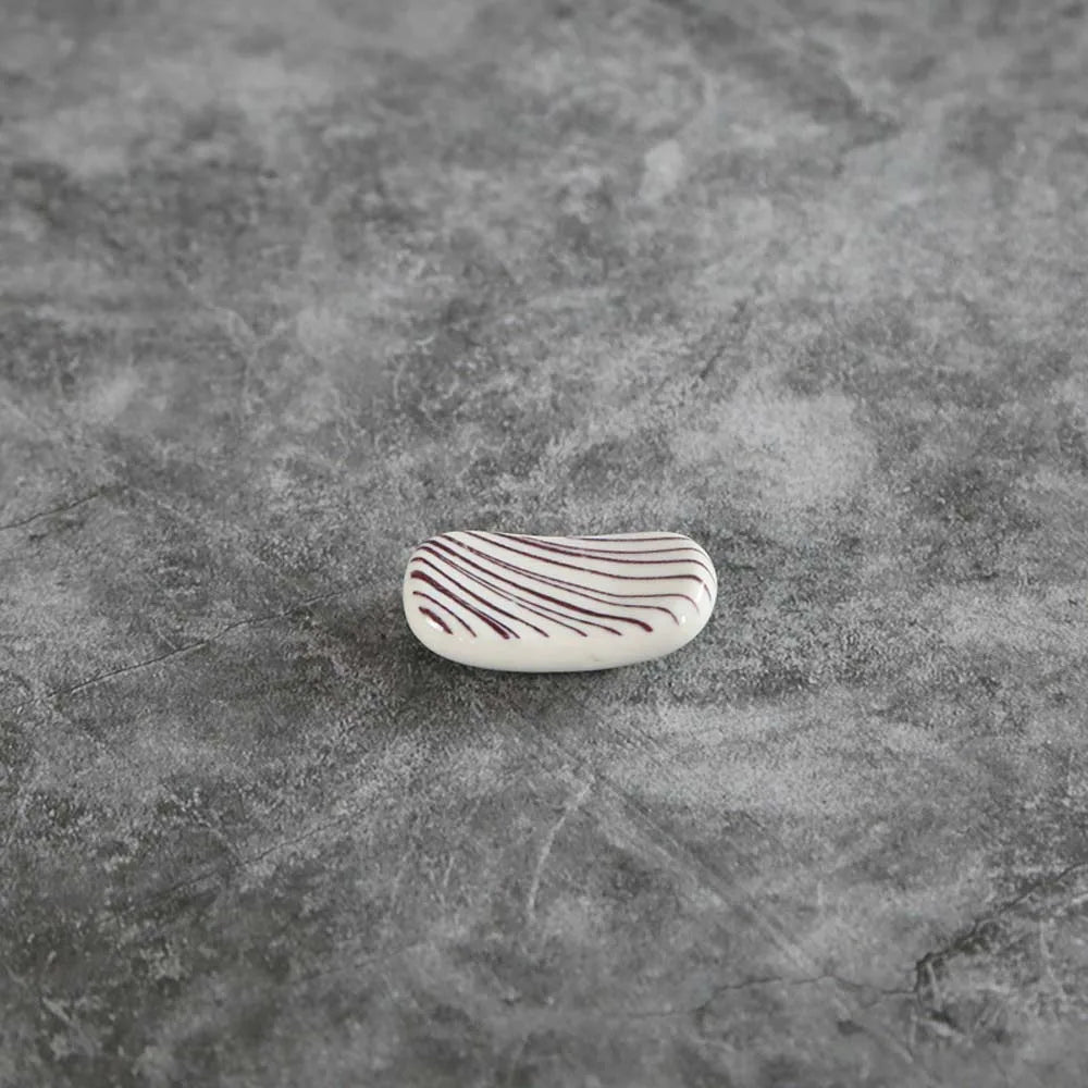 Square Ceramic Chopsticks Holder Japanese Kitchen Chopsticks Pillow Chopstick Rest Cute Kitchen Tableware 1pc