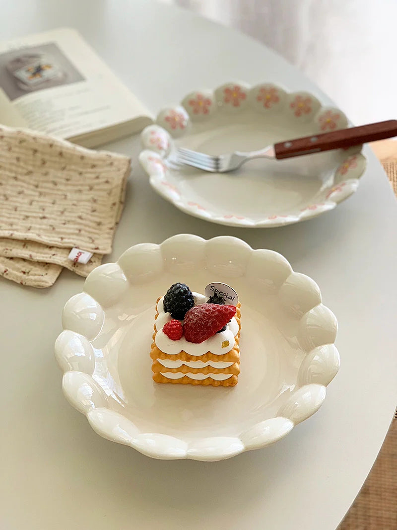 Petal Edges High Temperature Underglaze Porcelain Plate