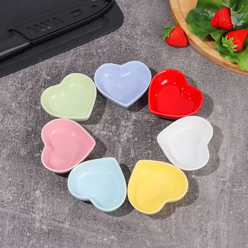 Colorful Mini Condiment Dishes Heart Shape Ceramic Sauce Dish Cute Seasoning Dish Dipping Bowl Snack Serving Dishes Tableware