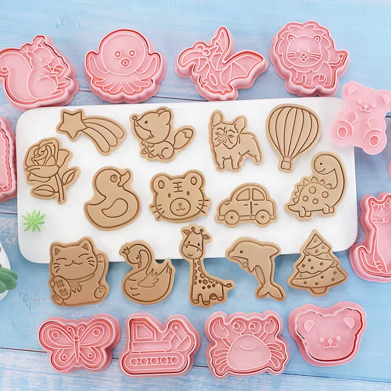 Cookie Cutters Plastic 3D Cute Cartoon Pressable Biscuit Mold Cookie Stamp Kitchen Baking Pastry Bakeware 8 Pcs/set