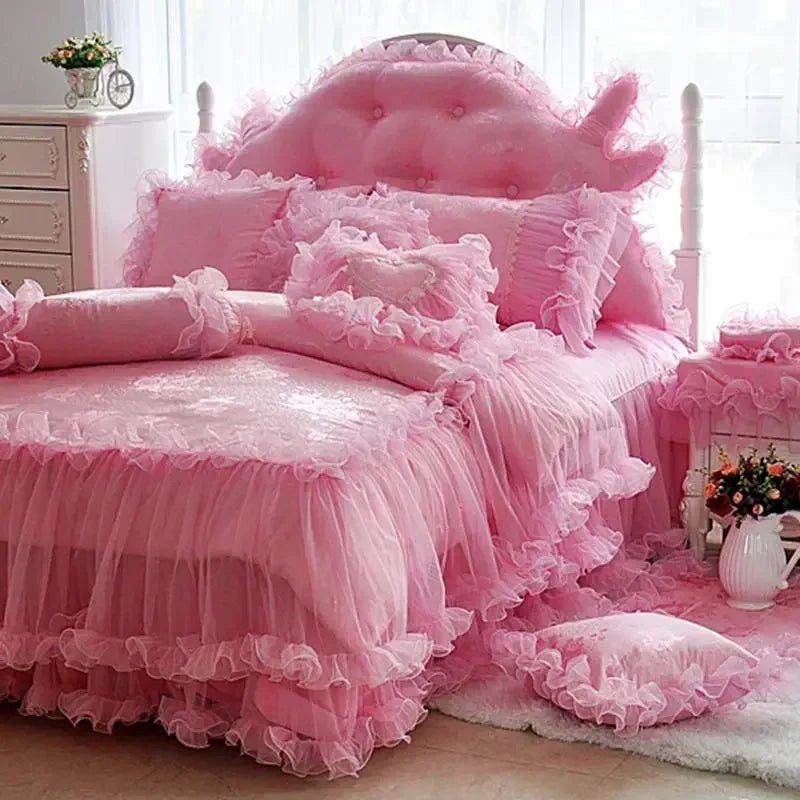 Pink Jacquard Satin Bedspread Bedding Set Luxury Princess Wedding Bed Set Lace Ruffle Duvet Cover Bed Skirt Pillowcases Cotton