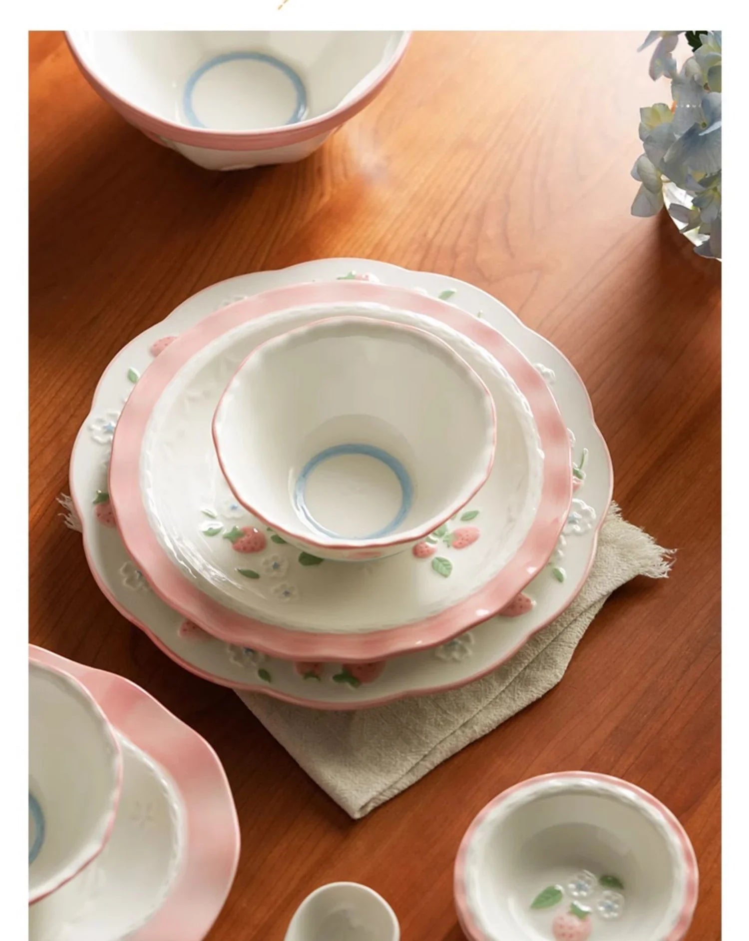 Cute Strawberry Ceramic Porcelain Tableware
