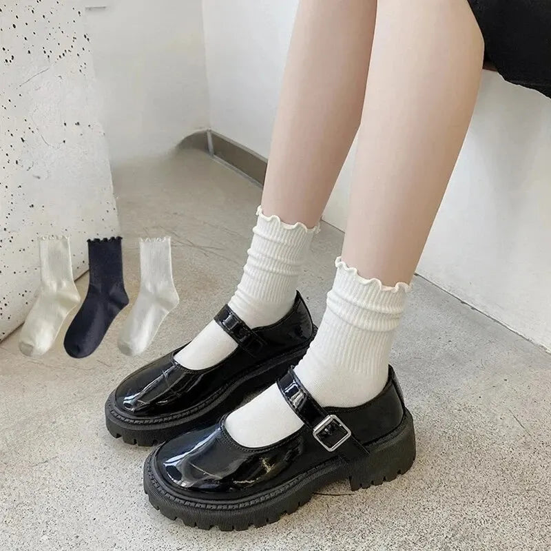Pairs Lot Socks for Women Ruffle Middle Tube Ankle Short Breathable Black White Set Spring Autumn