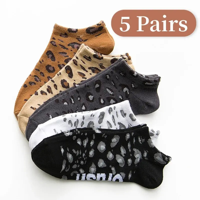 Women's Seasonal Fashionable and Trendy Leopard Print Cotton Sweat-absorbing and Comfortable Sports Low Top Socks
