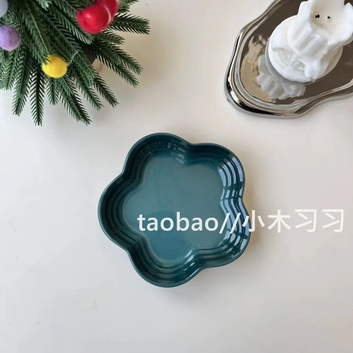 French Flower Shaped Small Plate Colored Ceramic