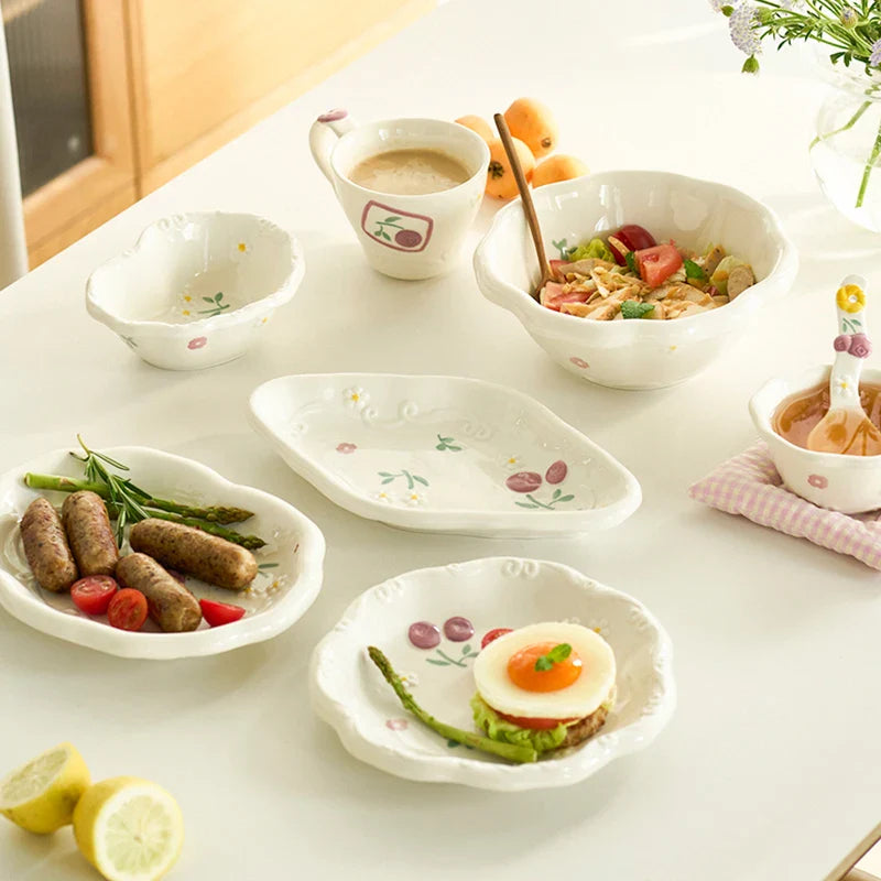 Light Luxury Ceramic Plate Sweet Lovely Dessert Salad Plate Delicious Dishes Dining Plates Exquisite Tableware