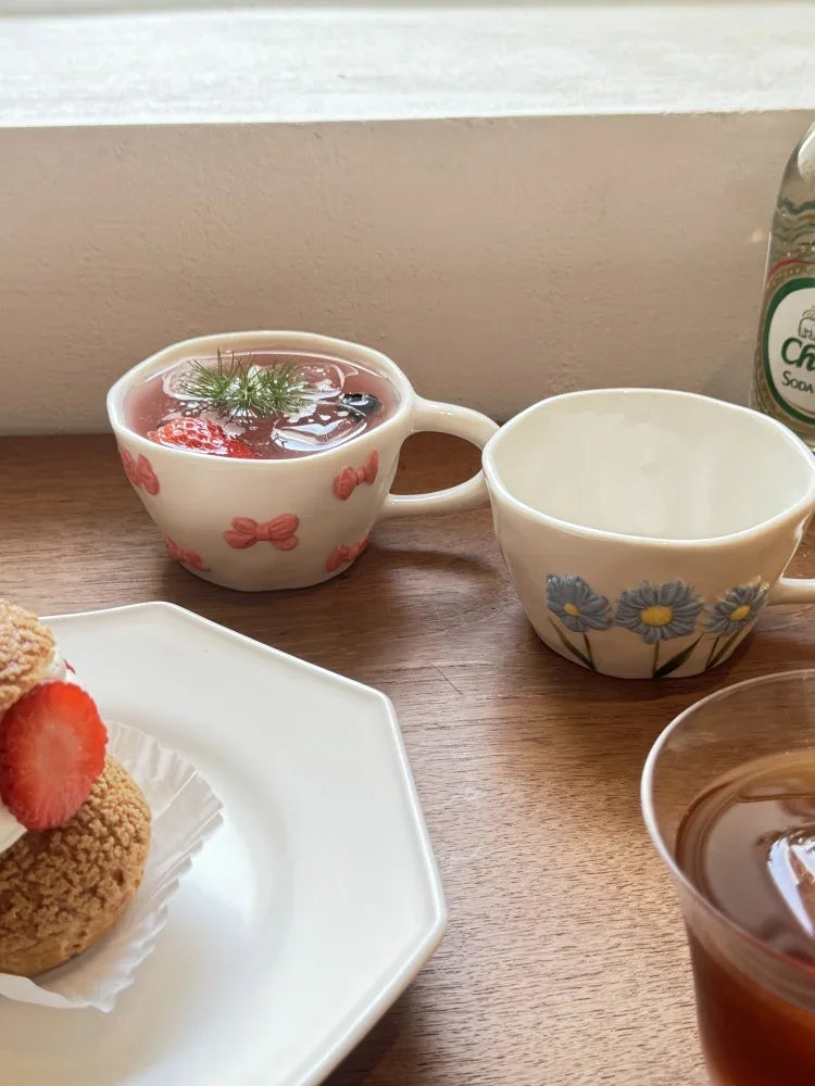 Hand Pinched Irregular Ceramic Hand-drawn Daisy Milk Tea Cup Pink Bow