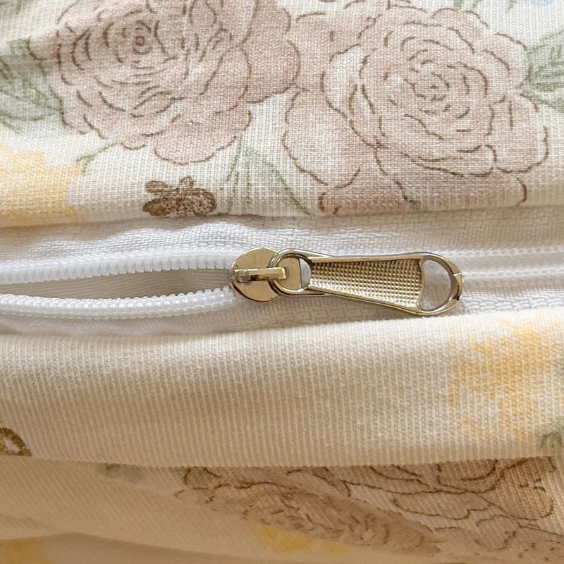 Princess Style Flowers Ruffles Soft Skin-friendly Duvet Cover Set Pillowcases Bedding Set