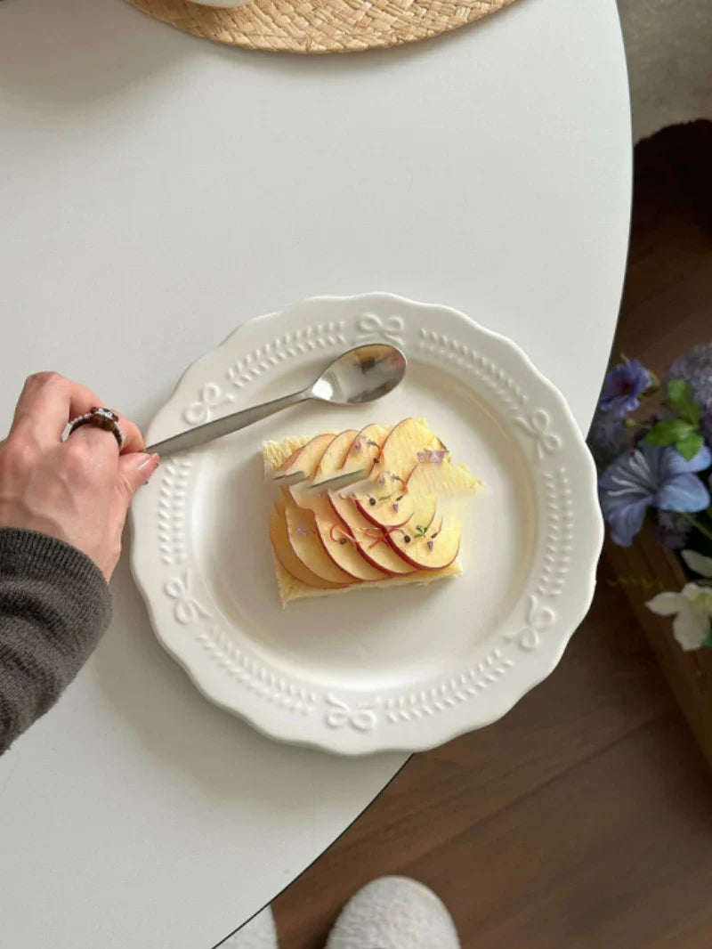 White Bow Embossed Ceramic Plate Dish Simple Dessert Disc 20.5cm Tableware