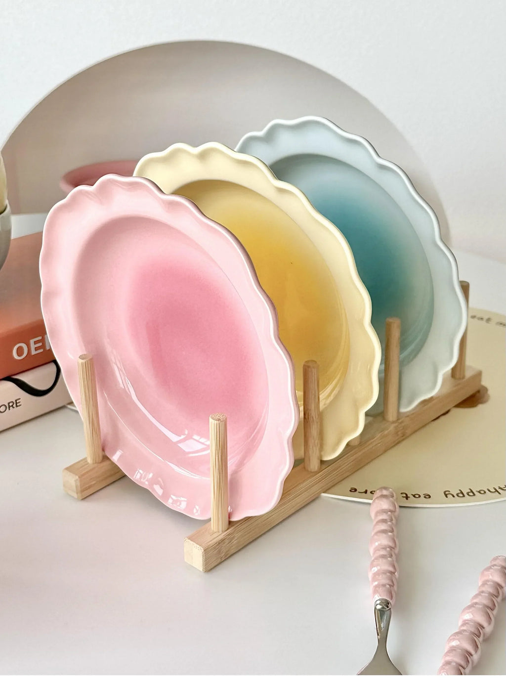 Cute Blush Gradient Plate Dessert Fruits and Vegetables Plate Yogurt Rice Bowl Underglaze Ceramic Tableware Set