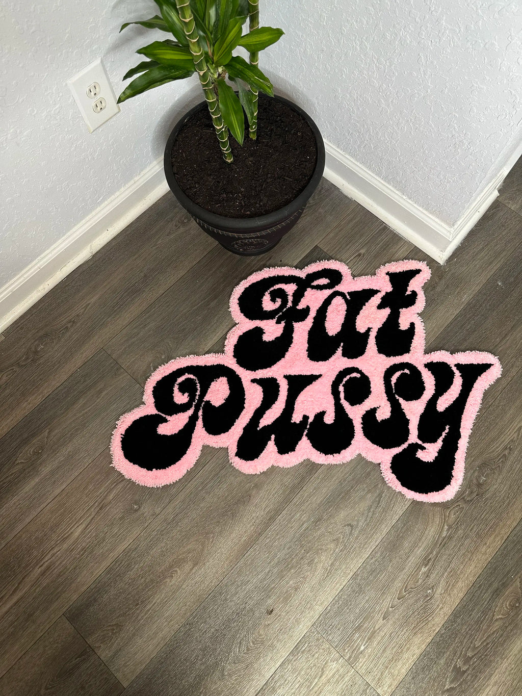 Pink and Black Rug for Female Bedroom Aesthetic Non-slip Soft Cashmere