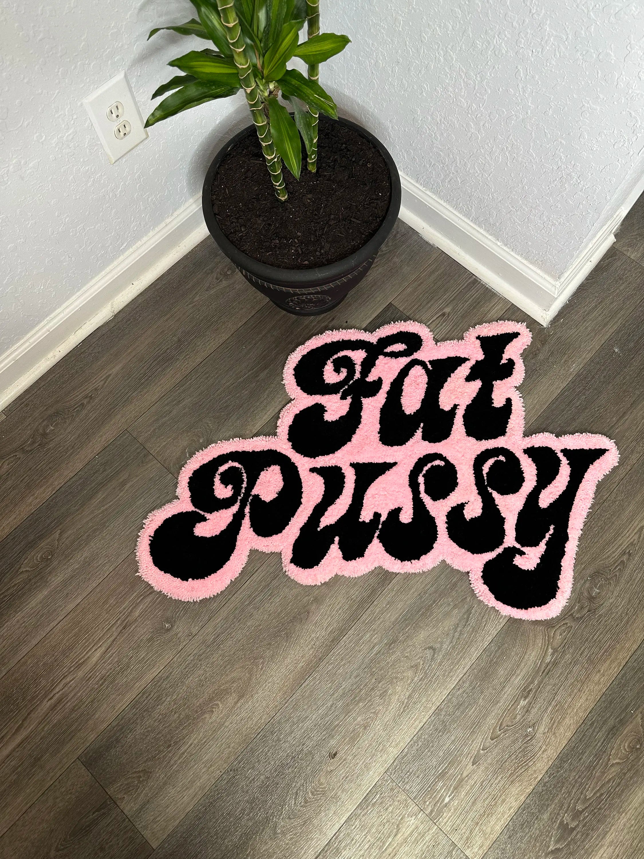 Pink and Black Rug for Female Bedroom Aesthetic Non-slip Soft Cashmere