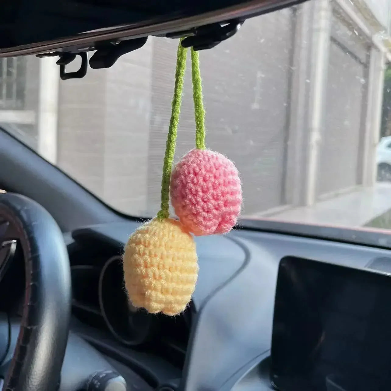 Cute Knitted Strawberry Pendant Knitting Flower Bag Pendant Creative Crochet Flower Curtain Tie Decor