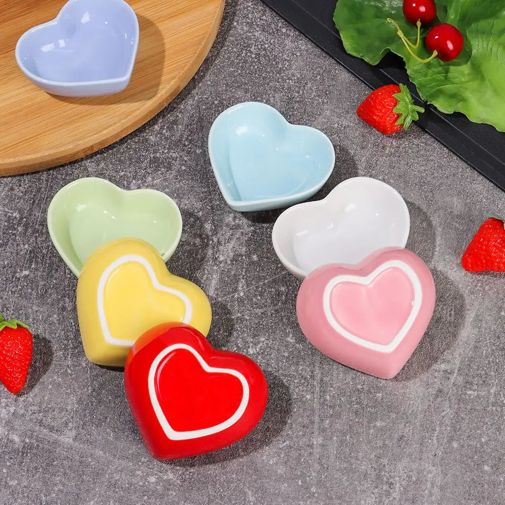Colorful Mini Condiment Dishes Heart Shape Ceramic Sauce Dish Cute Seasoning Dish Dipping Bowl Snack Serving Dishes Tableware