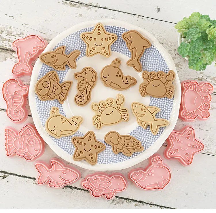 Cookie Cutters Plastic 3D Cute Cartoon Pressable Biscuit Mold Cookie Stamp Kitchen Baking Pastry Bakeware 8 Pcs/set