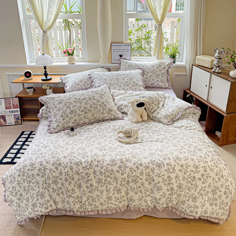 Princess Style Flowers Ruffles Soft Skin-friendly Duvet Cover Set Pillowcases Bedding Set