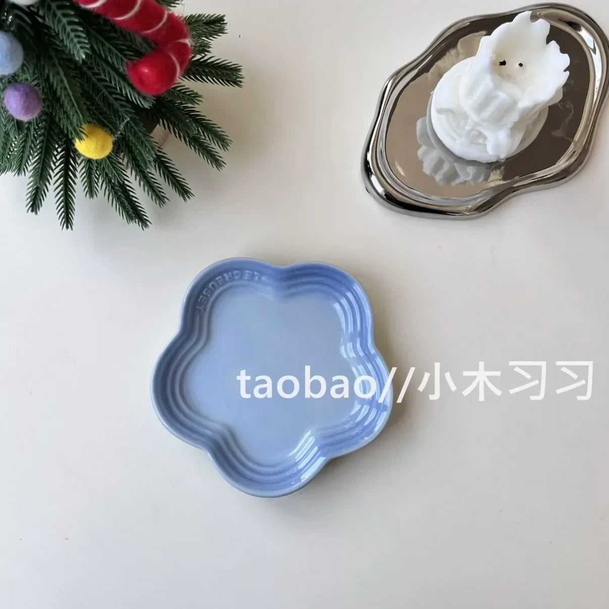 French Flower Shaped Small Plate Colored Ceramic