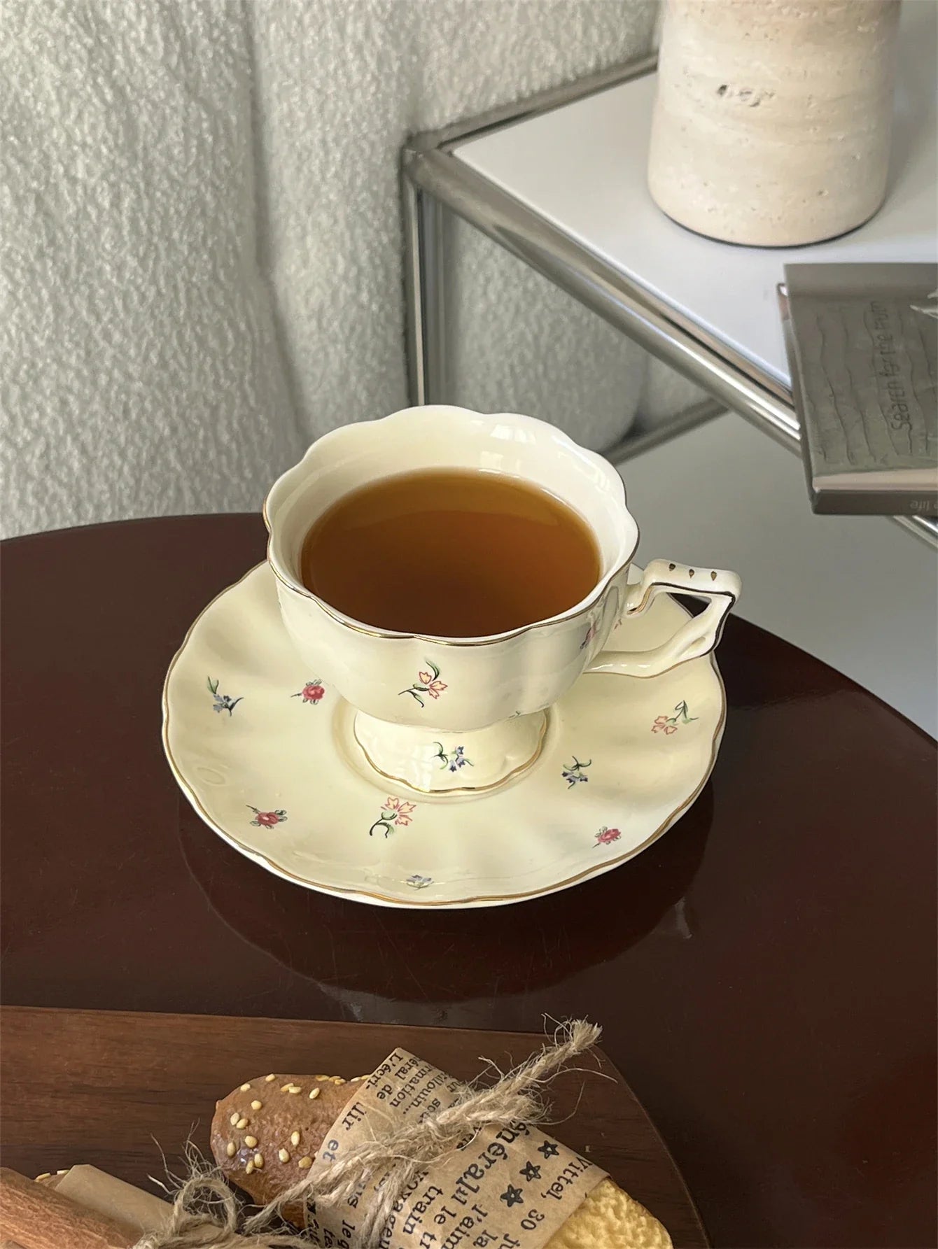 Floral Ceramic Cup and Saucer Tea Set Accessible Luxury Cup and Saucer Afternoon Tea Cup