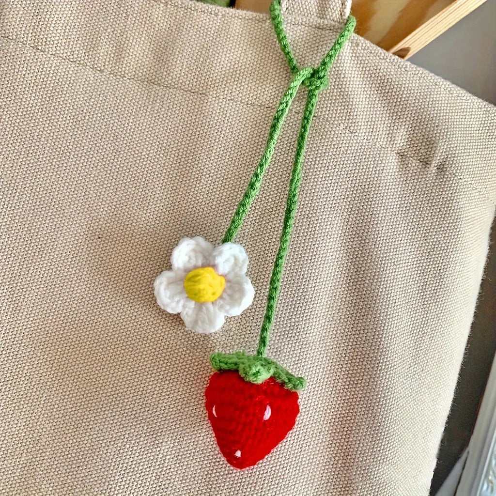 Cute Knitted Strawberry Pendant Knitting Flower Bag Pendant Creative Crochet Flower Curtain Tie Decor