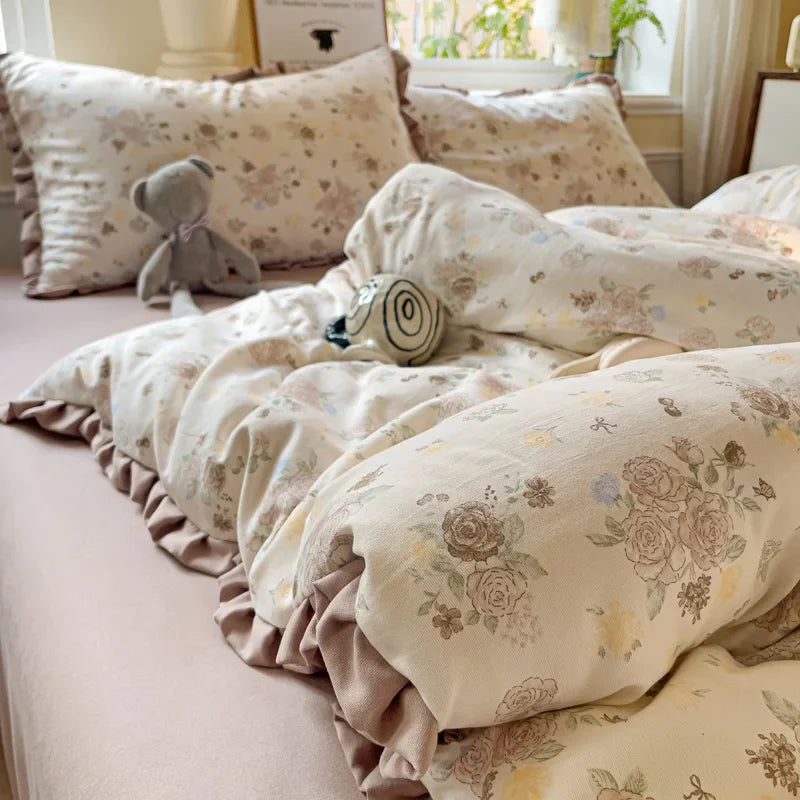 Princess Style Flowers Ruffles Soft Skin-friendly Duvet Cover Set Pillowcases Bedding Set