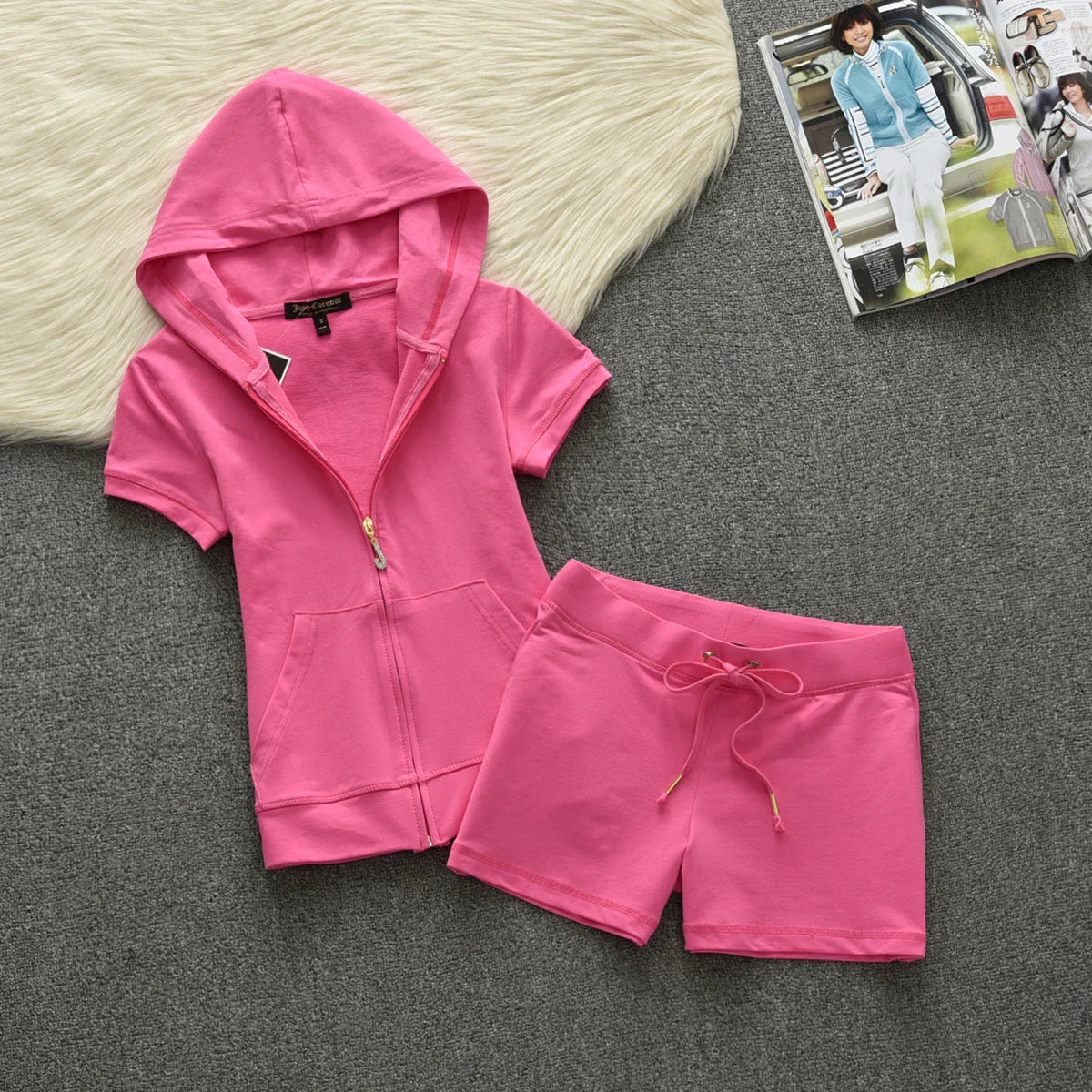 Velour Tracksuit Women Velvet Women's Brand Short Set Sewing Suit Women Tracksuits Hoodies and Shorts Sets Met 2 Piece Set