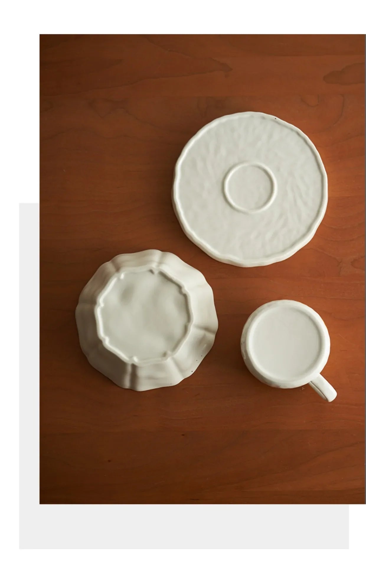 Hand-painted Fruit Pattern Ceramic Plate