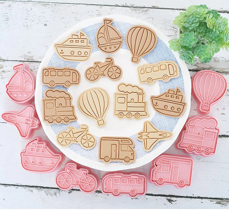 Cookie Cutters Plastic 3D Cute Cartoon Pressable Biscuit Mold Cookie Stamp Kitchen Baking Pastry Bakeware 8 Pcs/set
