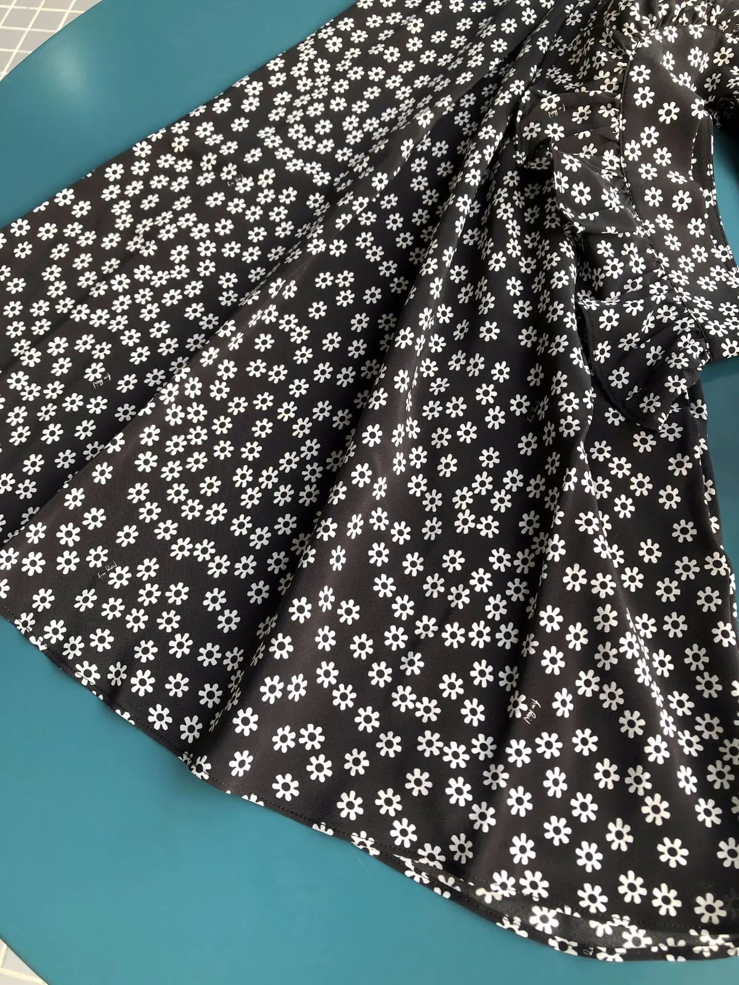 French Daisy Vintage Girl Silk Polka Dots U Neck V Back Sexy Summer Women Long Dress