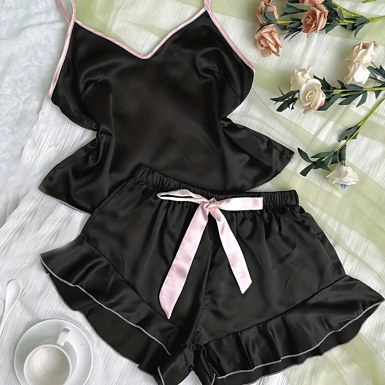 Women's Smooth Satin Pajamas V-Neck T-Shirt Ruffled Edges And Bow Shorts Simple And Breathable Pajama Set